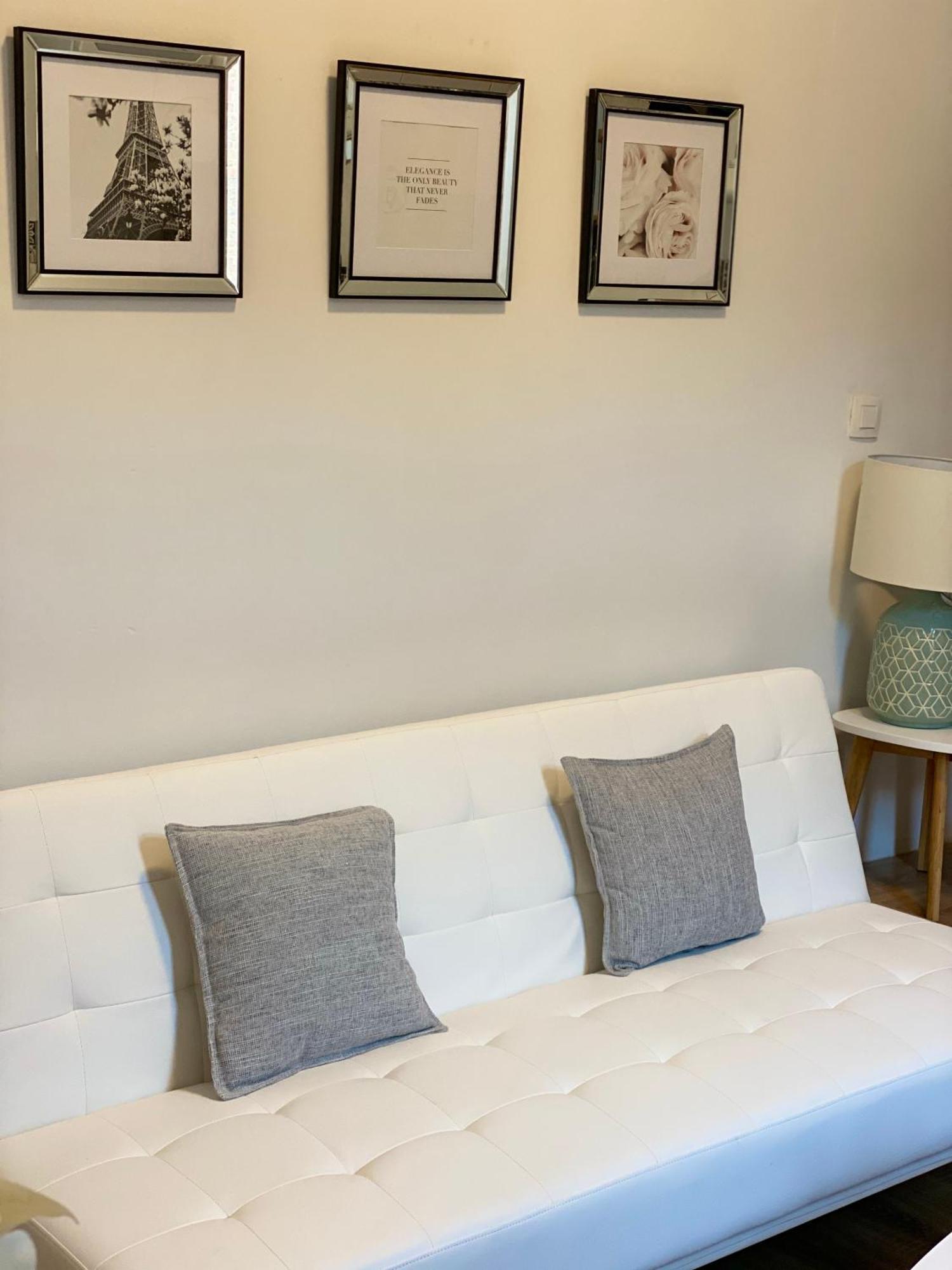 Apartement City Center Mons Eksteriør bilde