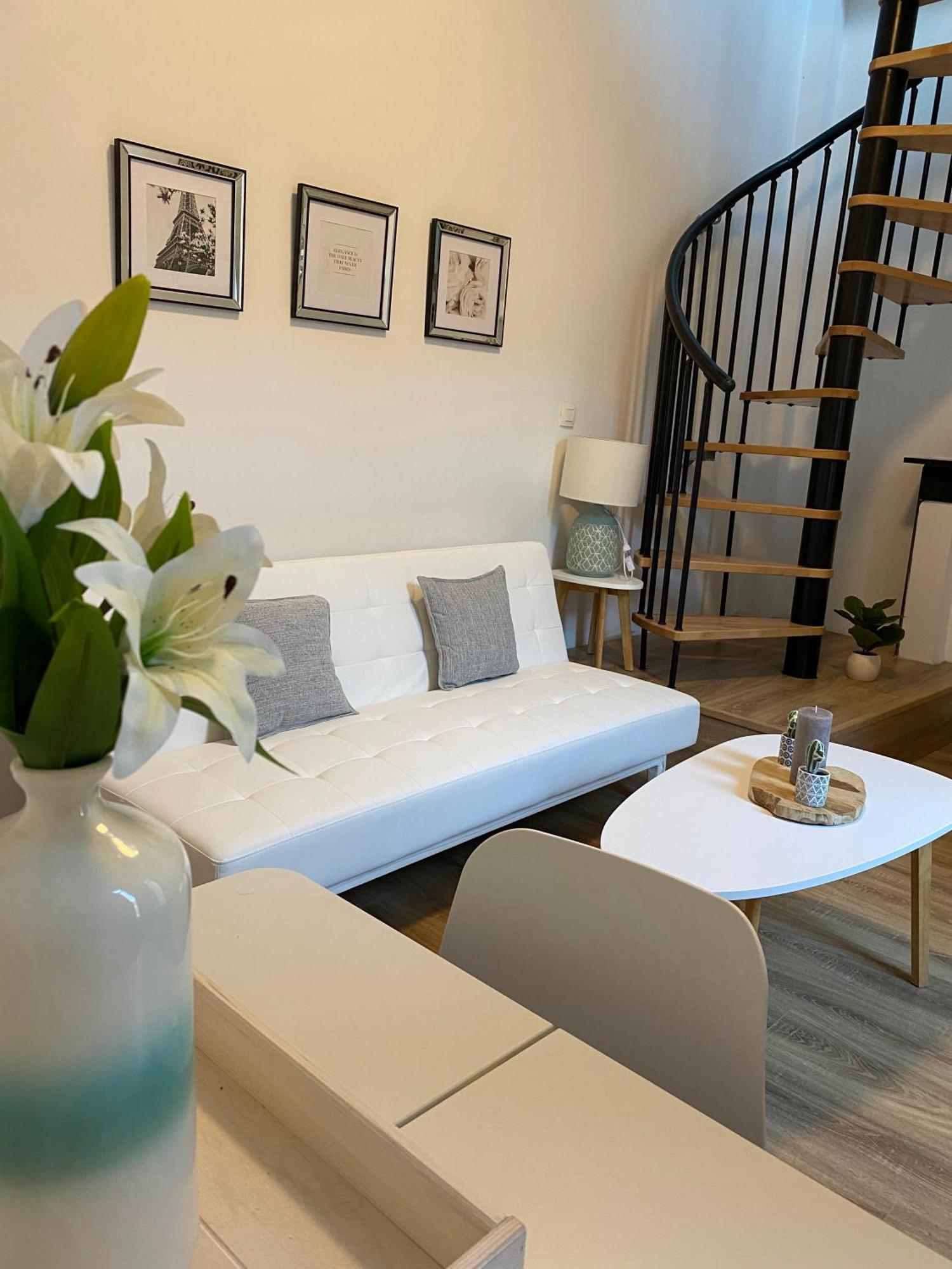Apartement City Center Mons Eksteriør bilde