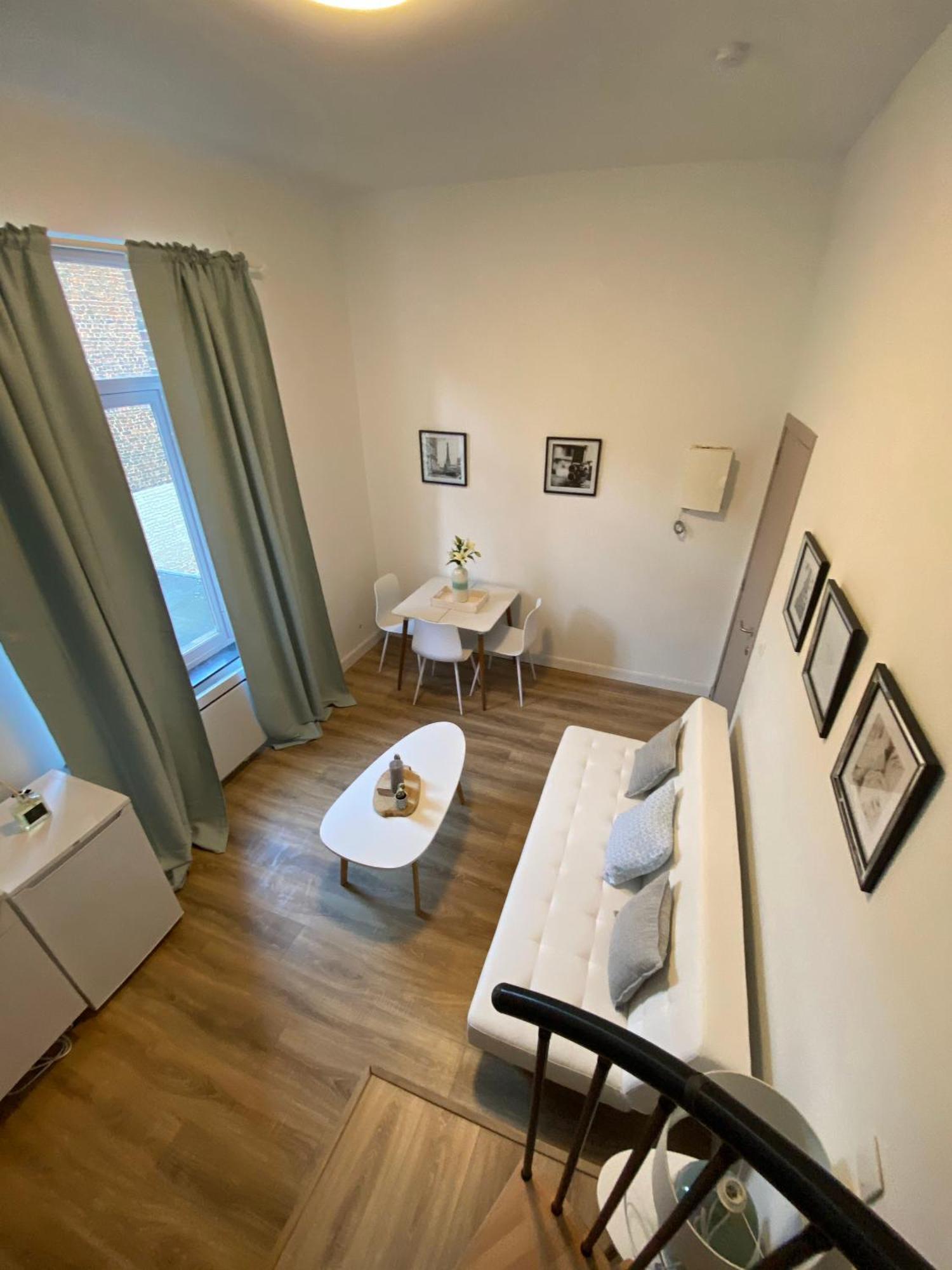 Apartement City Center Mons Eksteriør bilde