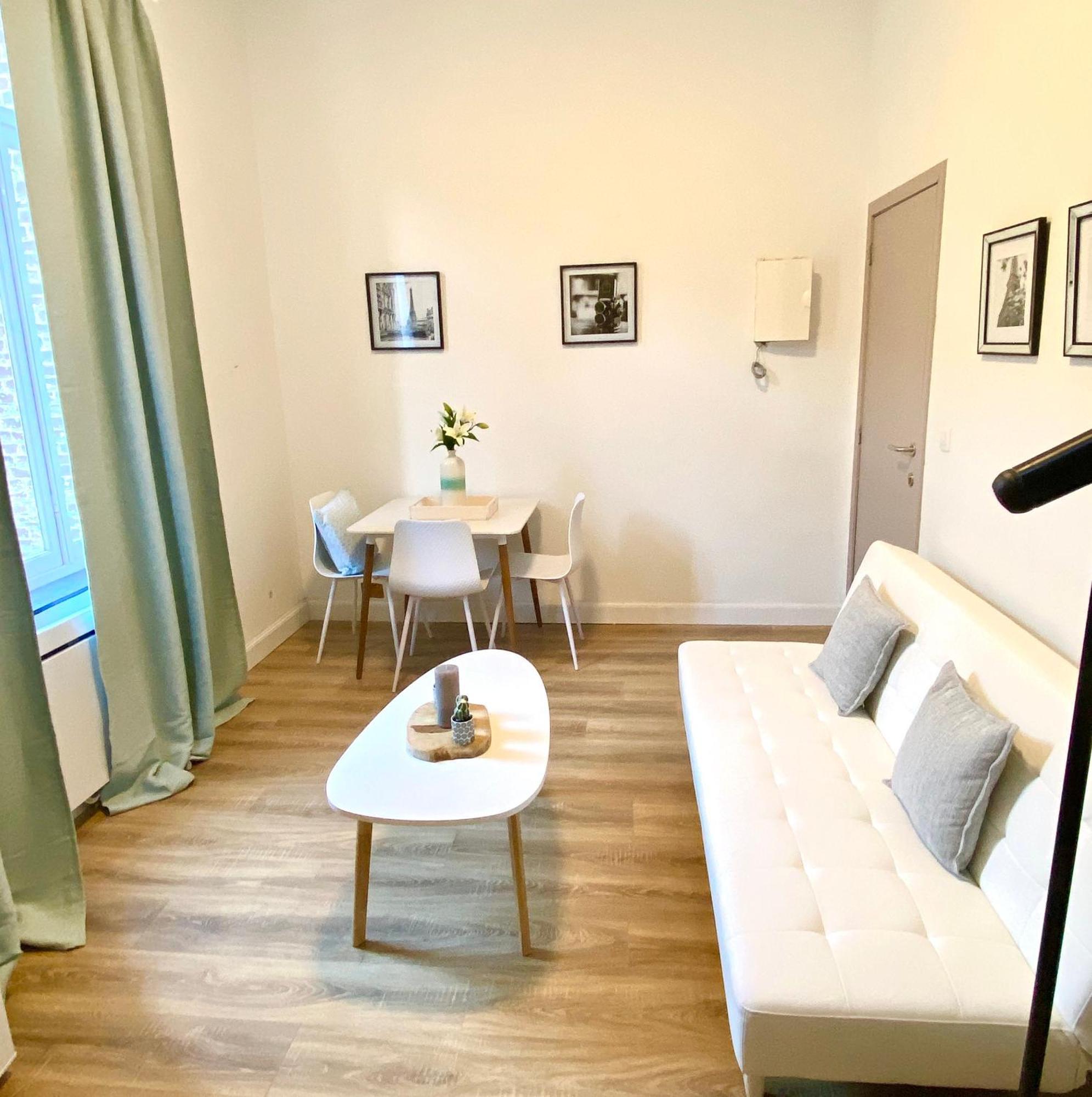 Apartement City Center Mons Eksteriør bilde